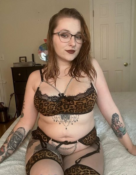 blonde babe onlyfans porn galleries