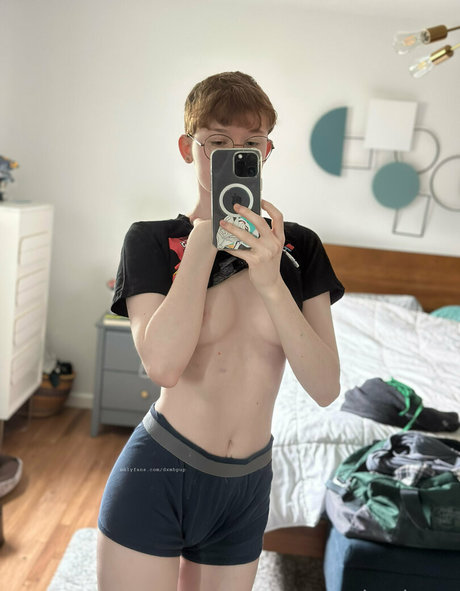 dxmbpup model porn pictures