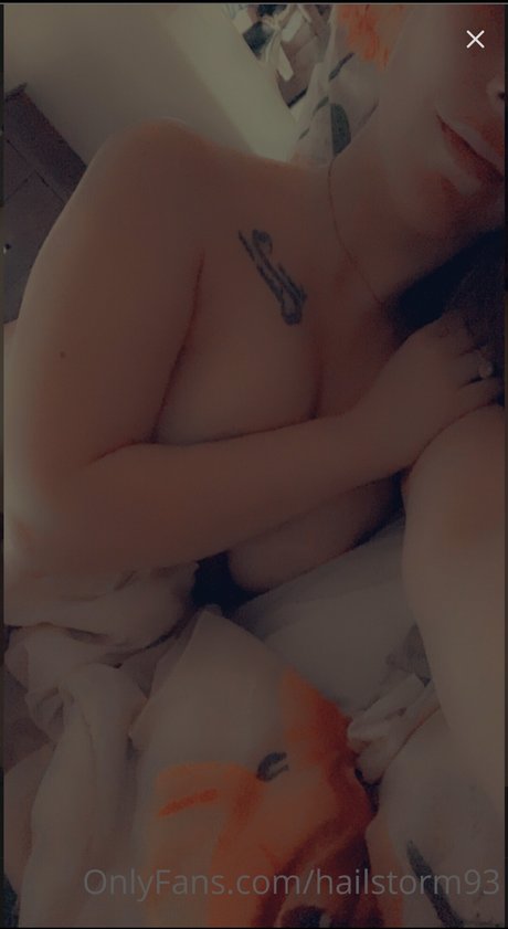 Hailstorm model sexy pic