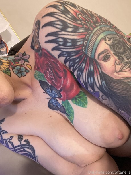 OftenElle model hd image