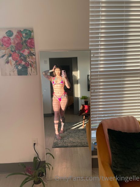 OftenElle high quality actress pictures