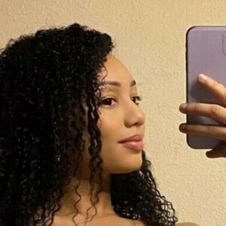 Daniellesummersxo star perfect photos