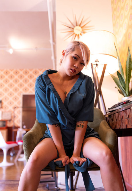 LiquidPyro model adult image