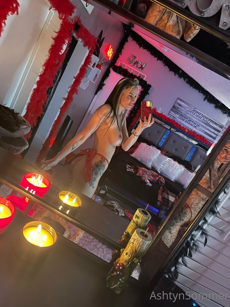 blonde pregnant onlyfans beautiful photo