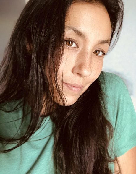 Kumi Omori top actress pics