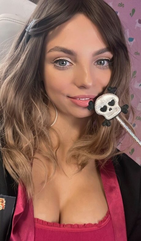 blonde nude onlyfans naked gallery