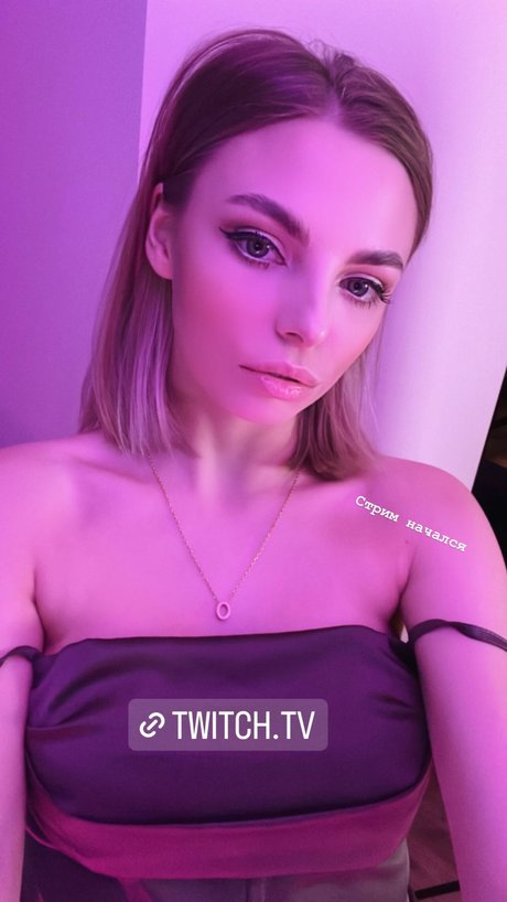 busya18plus model nice images