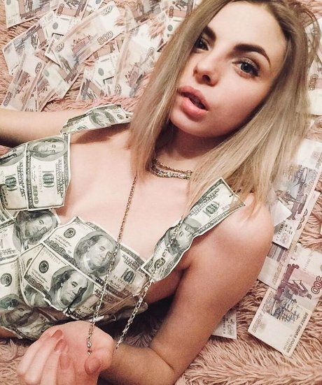 busya18plus naked star pictures