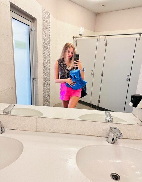 busya18plus free pornstar pic