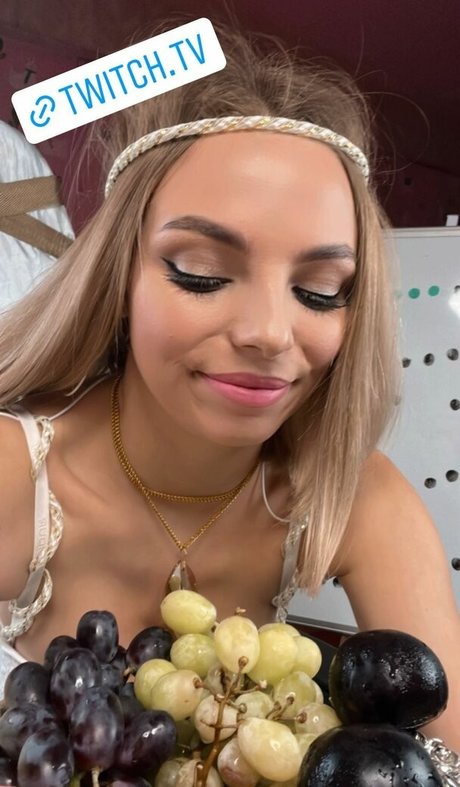 busya18plus pornstar adult gallery