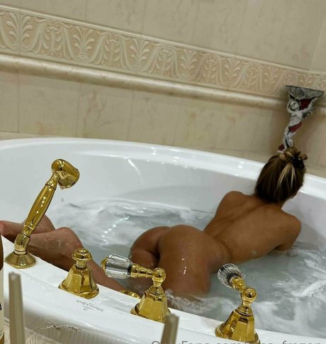 Gina Frozen pretty pornstar galleries