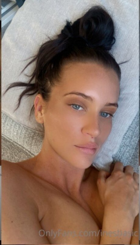 Ines Basic_ nudes model picture