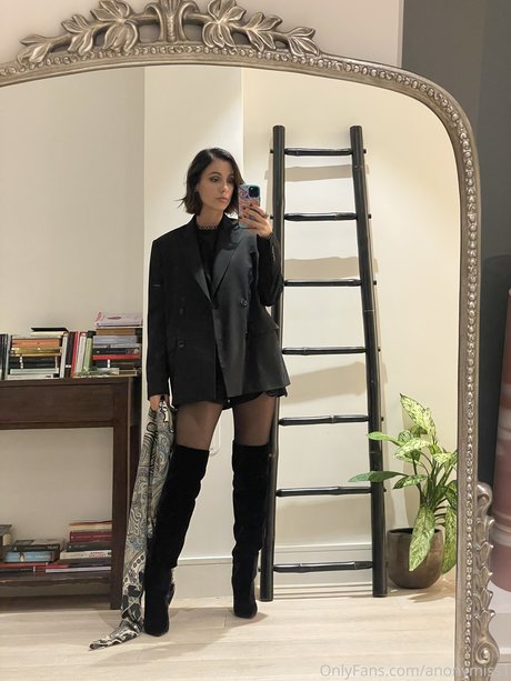 anonymiss1 adult model pic