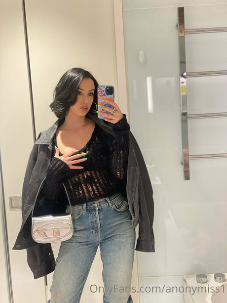 anonymiss1 exclusive pornstar gallery