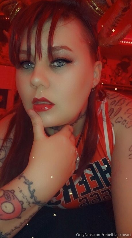 rebelblackheart model pretty img