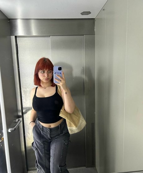 Charlotte Stocks model art galleries