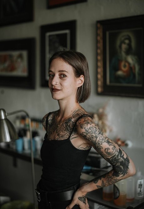 Sabrina Glik art pornstar img