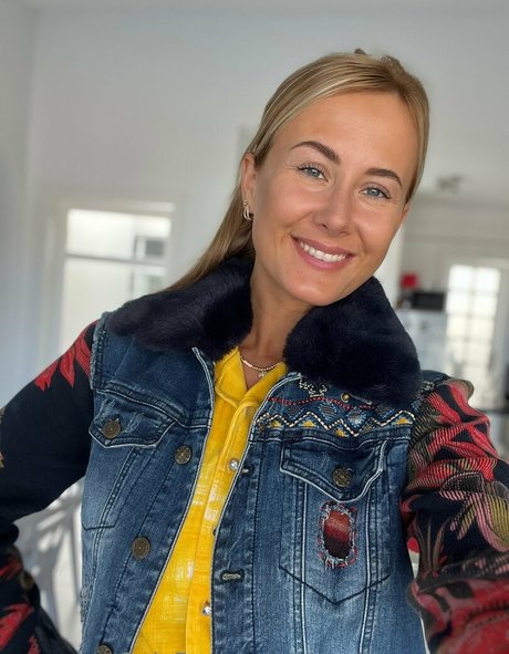 danelia summers top actress gallery