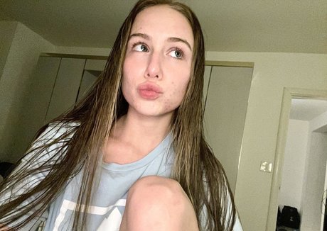 briarriley beautiful model img