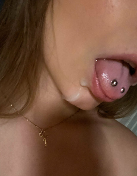 Alex Clark pornstar nude archive