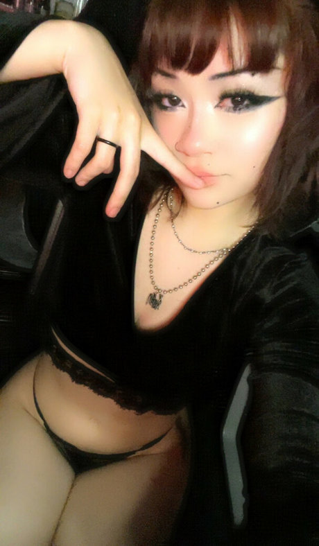 AlternativeMei art model image