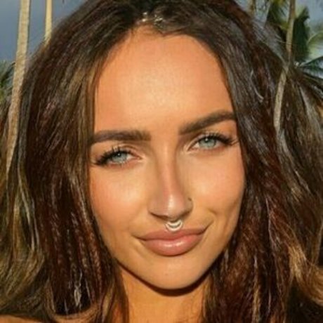 myjuicypina star erotic pictures