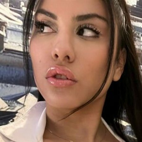 blonde babe onlyfans pornos images