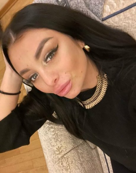 18 year old onlyfans xxx pics