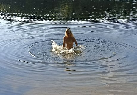 Fox Tsai Shen hd pornstar pictures