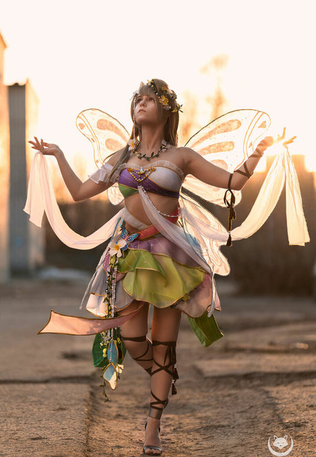 Fox Tsai Shen nude model pic