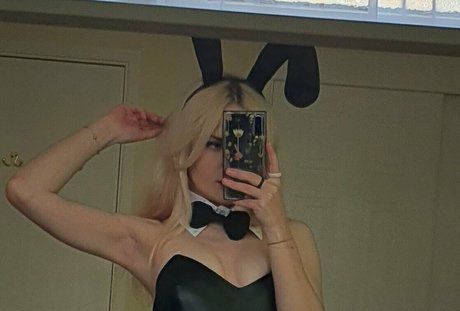 sariaafterhours pornstar nude pics