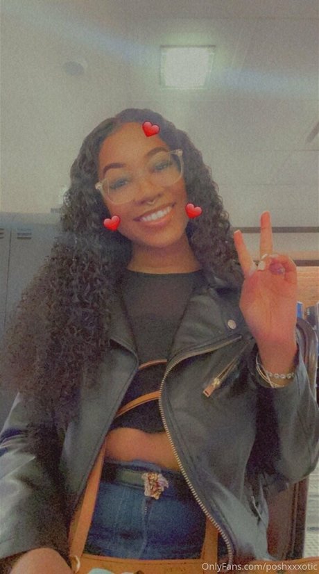 chanelmcqueen model pics