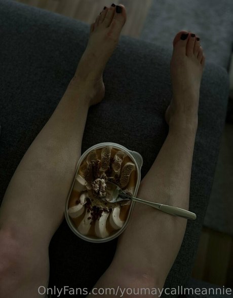 youmaycallmeannie high quality model archive