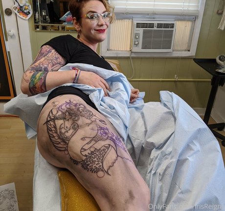 irisreigns model porn gallery