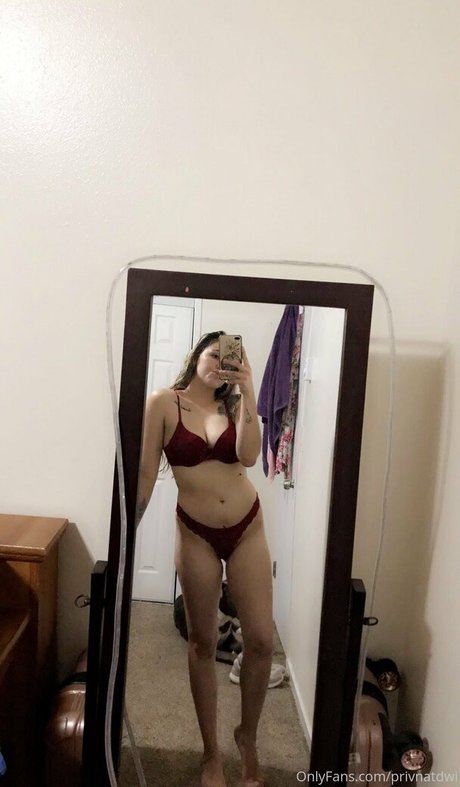 brattynattyy pornstar erotic pics