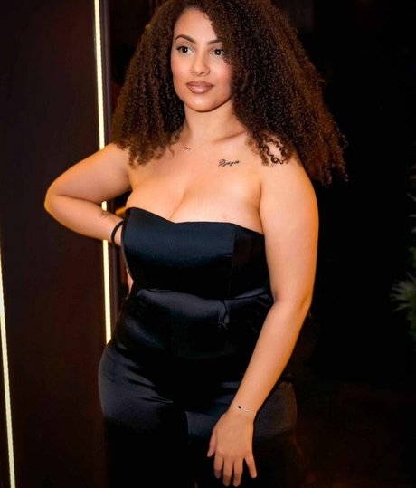 Ines Curly nice star archive