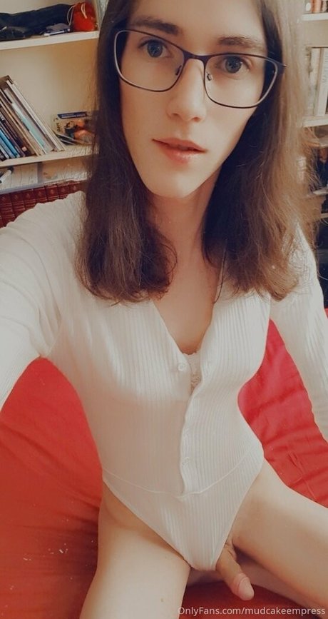 mudcakeempress star naked pictures