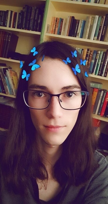 mudcakeempress model top pic