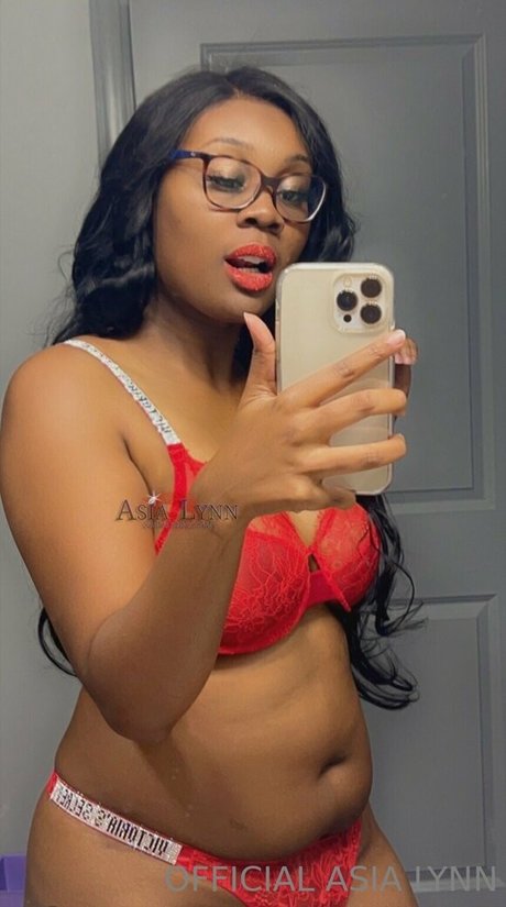 asialynnbby star exclusive photo