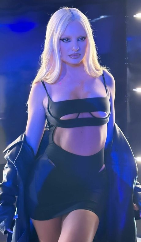 Alexandra Stan pornstar perfect photo