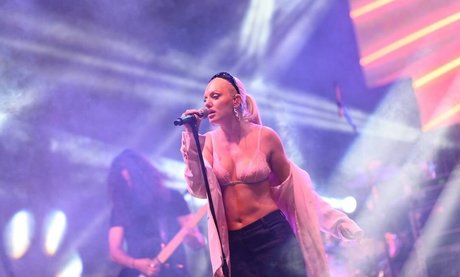 teen lesbian onlyfans erotic archive