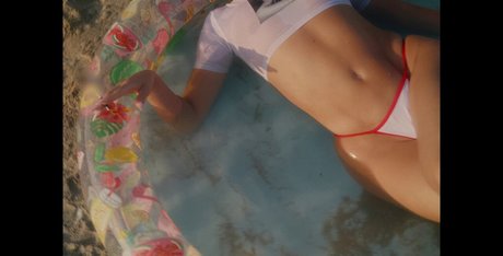 Alexandra Stan nudes actress pic