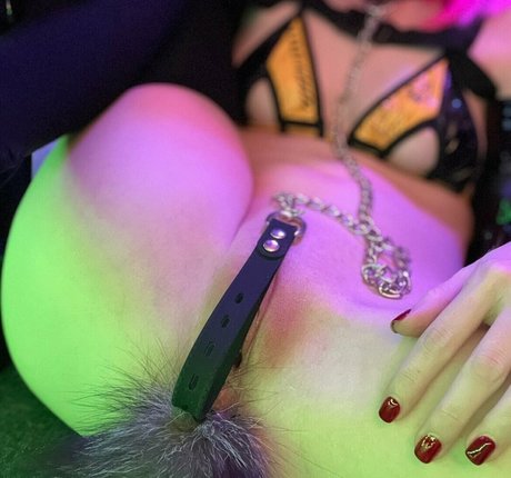 secretnoel star hot images