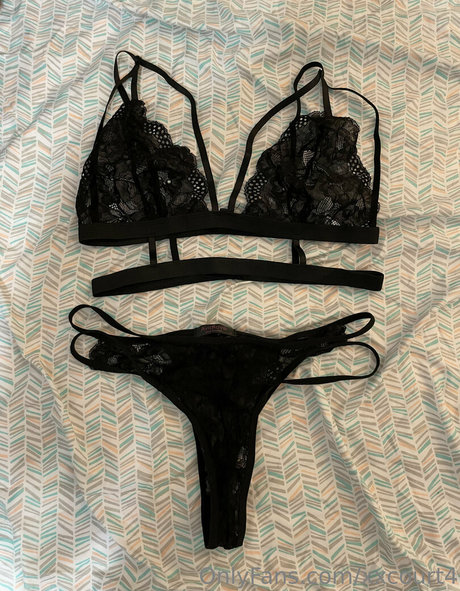 xxcourt4 model exclusive galleries