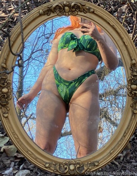 curvy muscle onlyfans nice picture