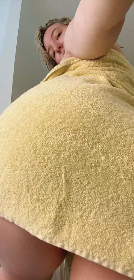 fitness princess onlyfans pornographic images