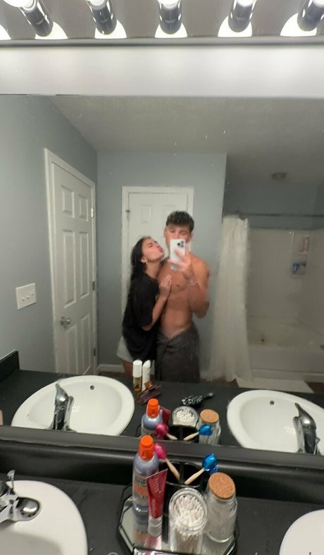 opash perfect star photo