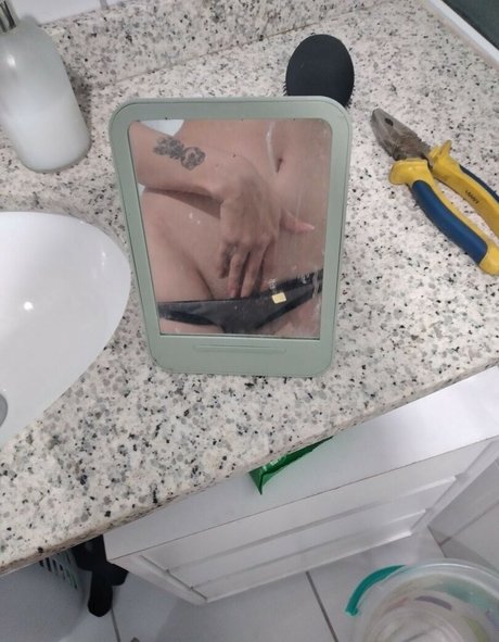 Liz Oliver best star image