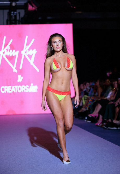 juliasandoval perfect model pic