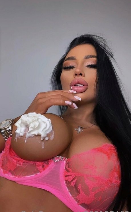 Kristina Kliuchnyk pornographic model images